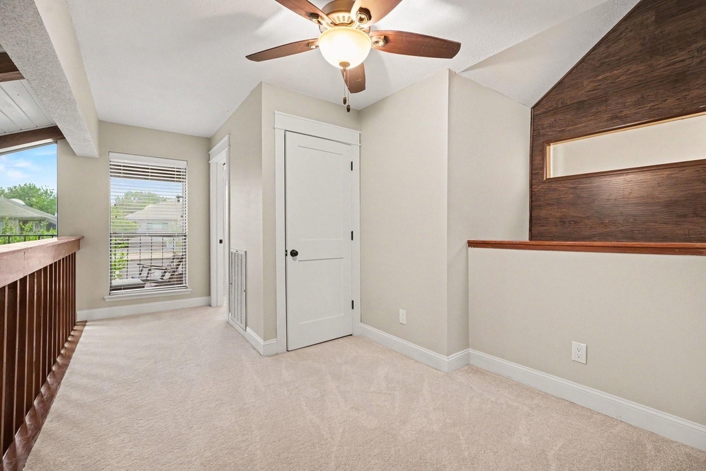 18242 Lakeside Lane - Photo 9