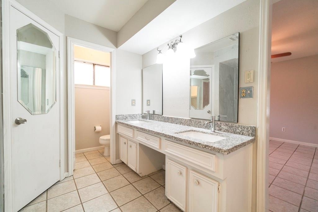 18746 Wood Glen Lane - Photo 10