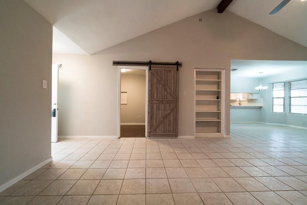 18746 Wood Glen Lane - Photo 18