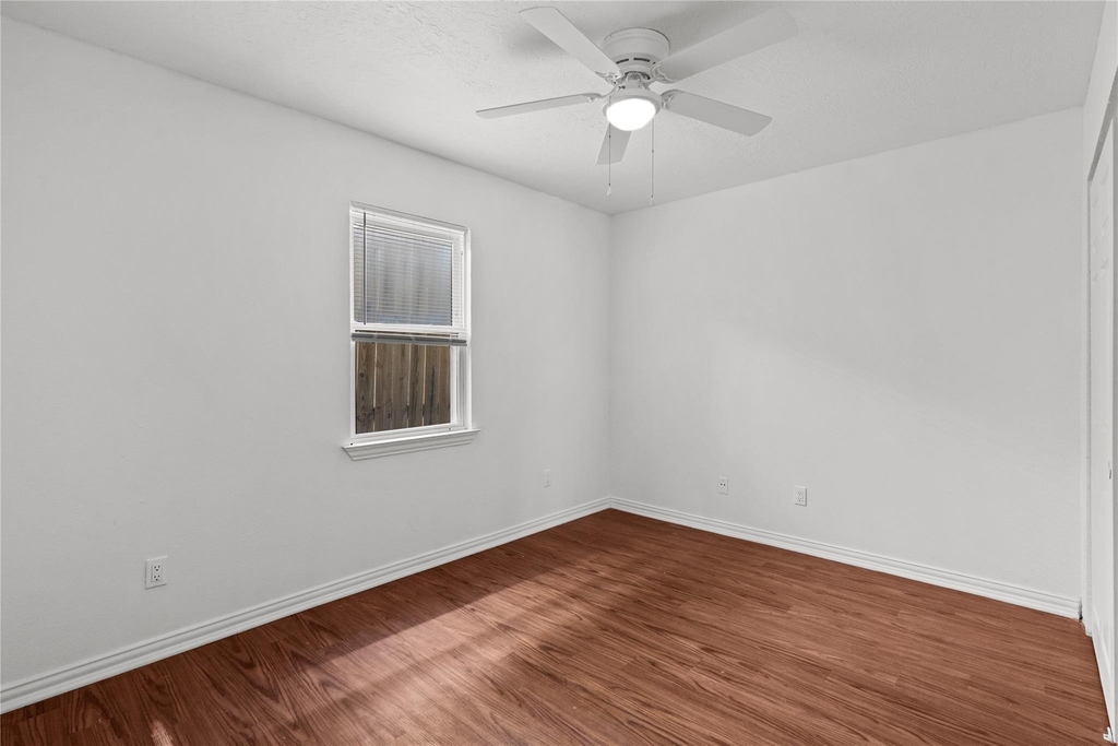 918 Winnie Street - Photo 14