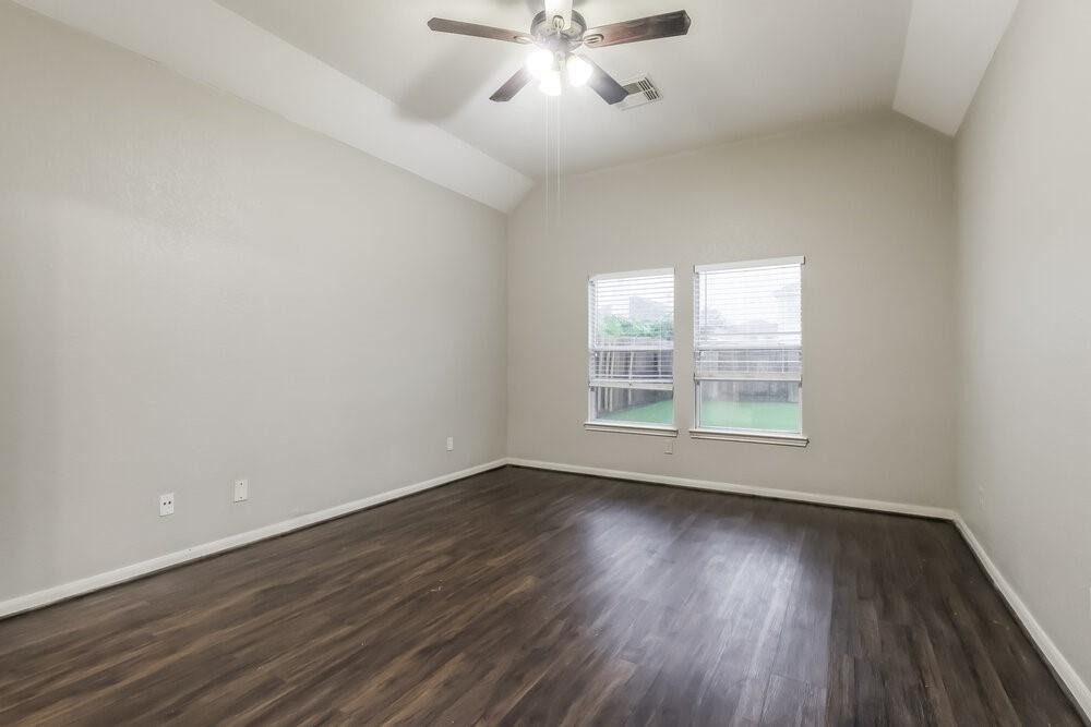 12927 Pine Woods Street - Photo 7