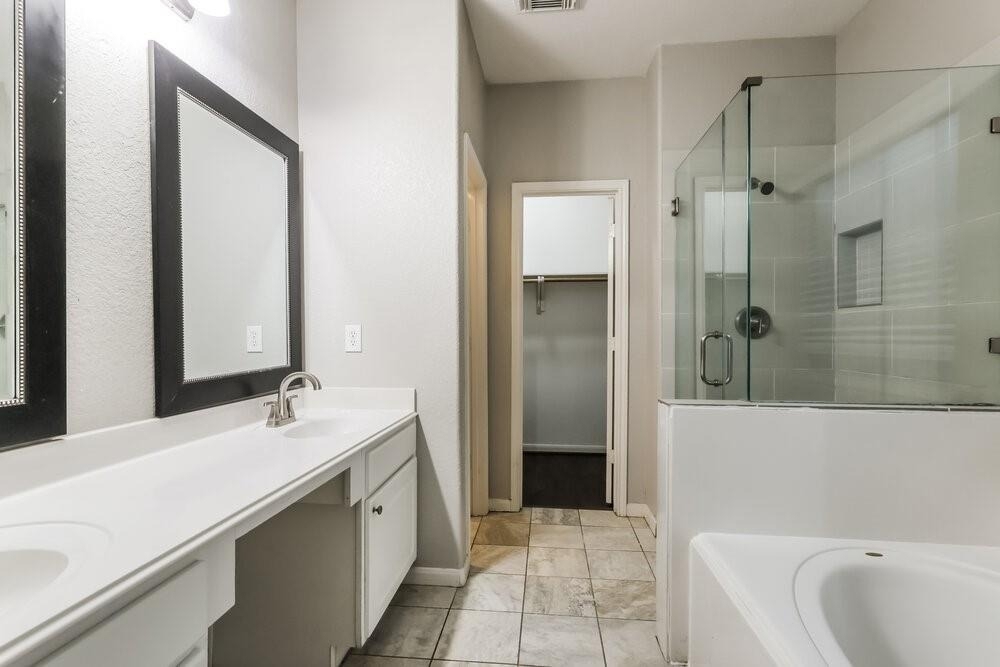 12927 Pine Woods Street - Photo 9