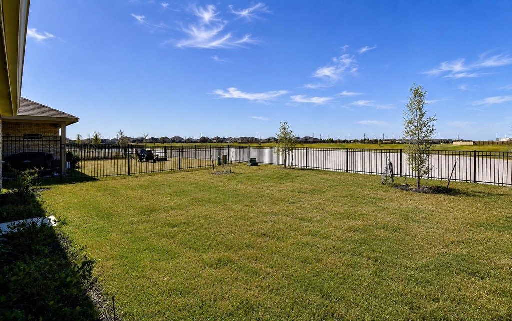 1460 Twilight Green Dr - Photo 24
