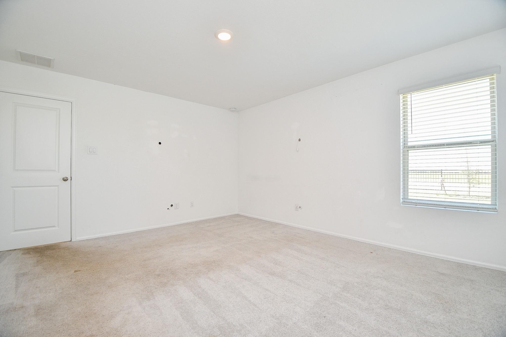 1460 Twilight Green Dr - Photo 8