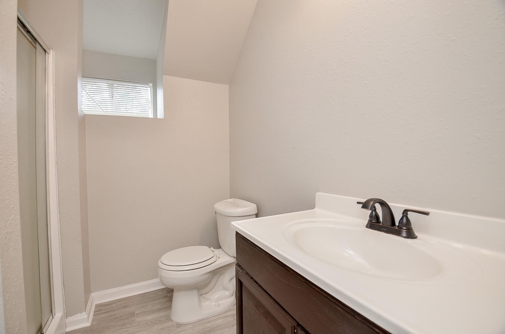 9903 Bromel Station Street - Photo 25