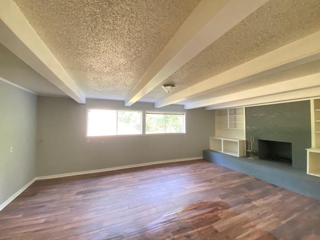 410 Cordell Drive - Photo 12