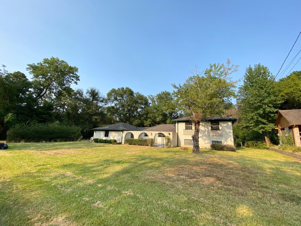 410 Cordell Drive - Photo 0