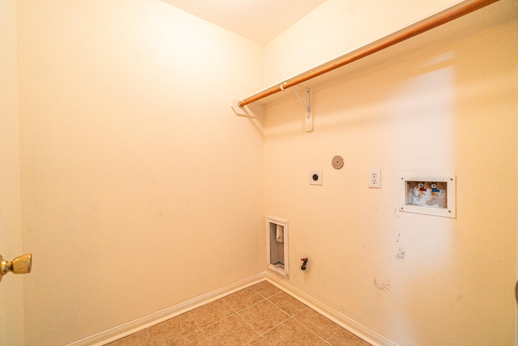 19538 Narcissus Brook Lane - Photo 19
