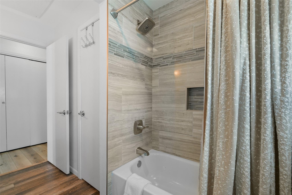 22101 Guadalupe Drive - Photo 17