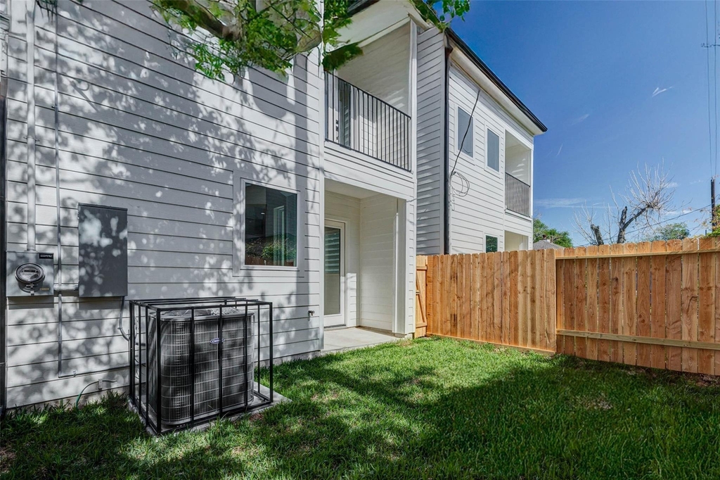 7115 England Street - Photo 18