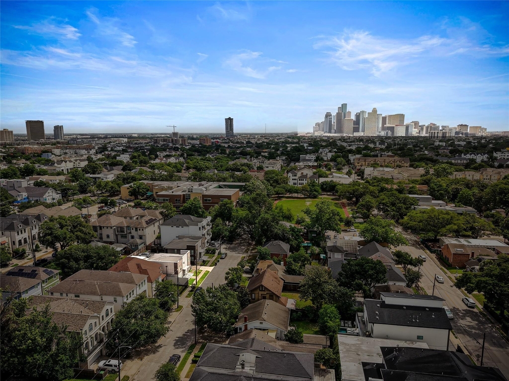 1710 Maryland Street - Photo 1