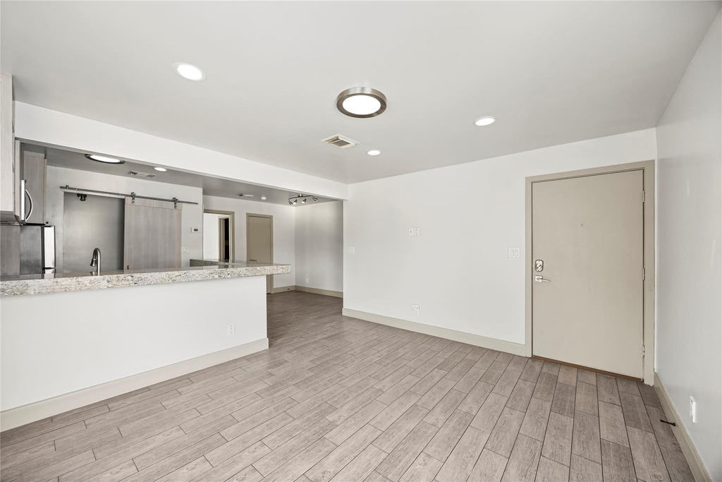 1710 Maryland Street - Photo 4