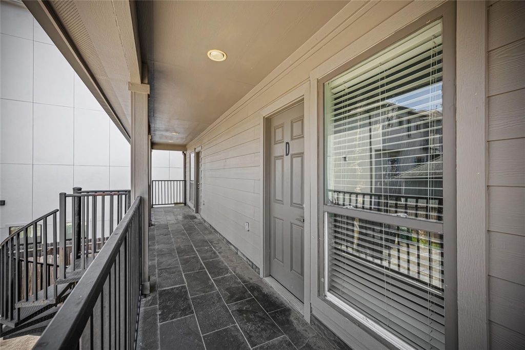 1710 Maryland Street - Photo 12