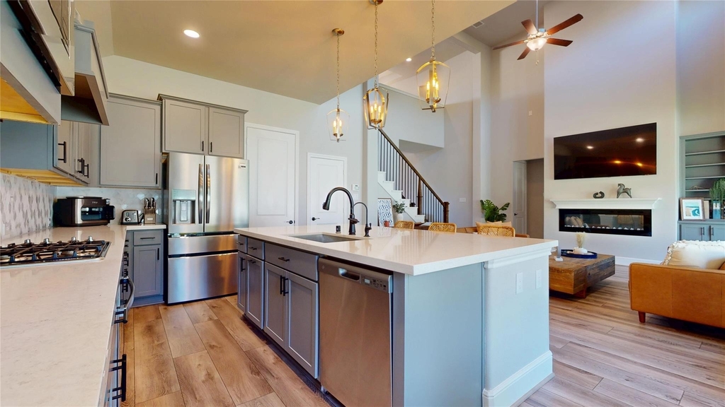 8305 Greenleaf Ridge Way - Photo 10