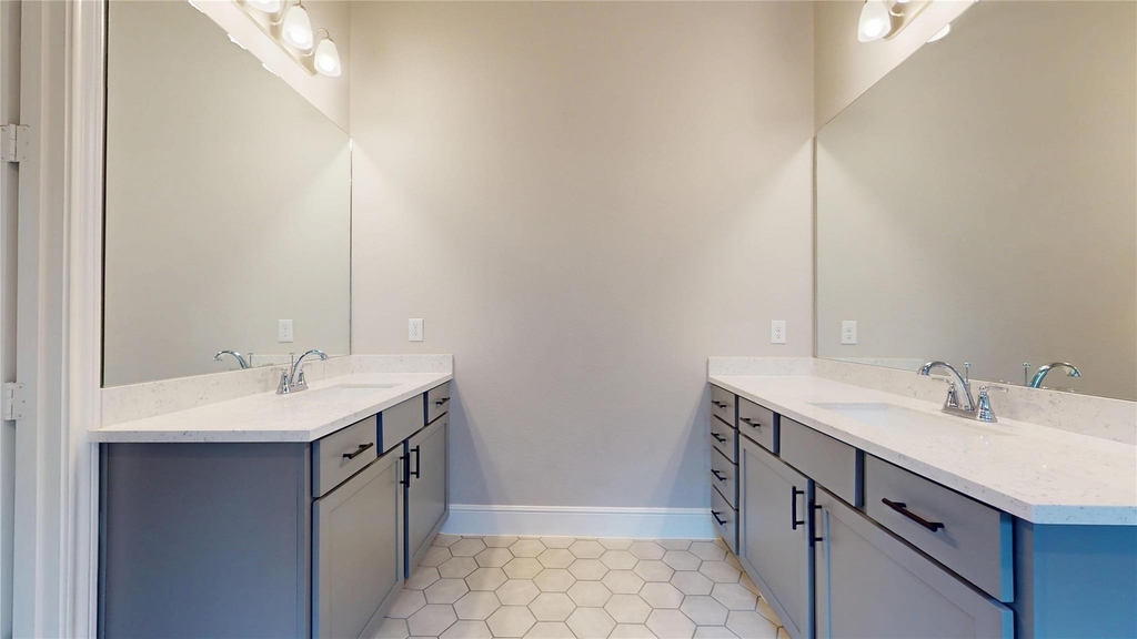 8305 Greenleaf Ridge Way - Photo 15