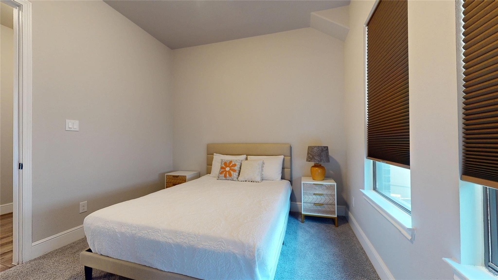 8305 Greenleaf Ridge Way - Photo 18