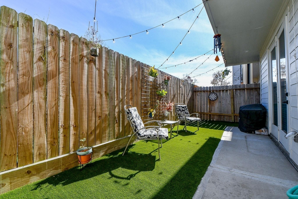 5710 White Magnolia Street - Photo 19