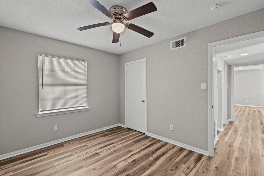 1927 Avenue M 1/2 - Photo 13