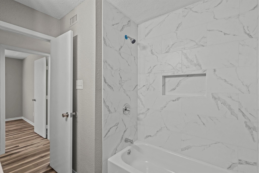 1927 Avenue M 1/2 - Photo 9