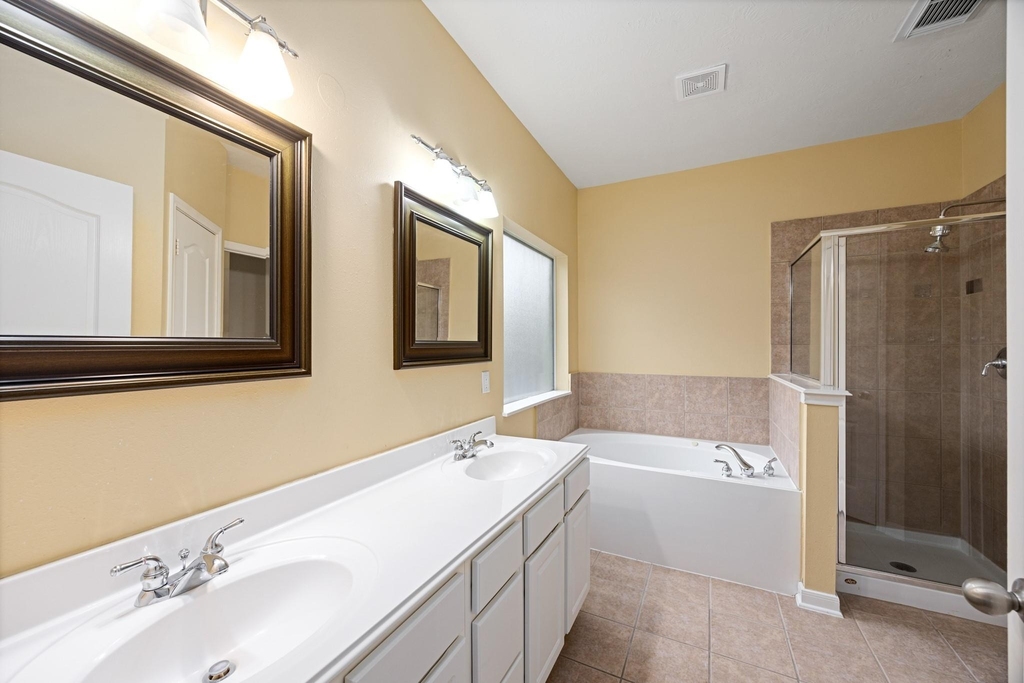 6118 Pine Lakes Drive - Photo 16