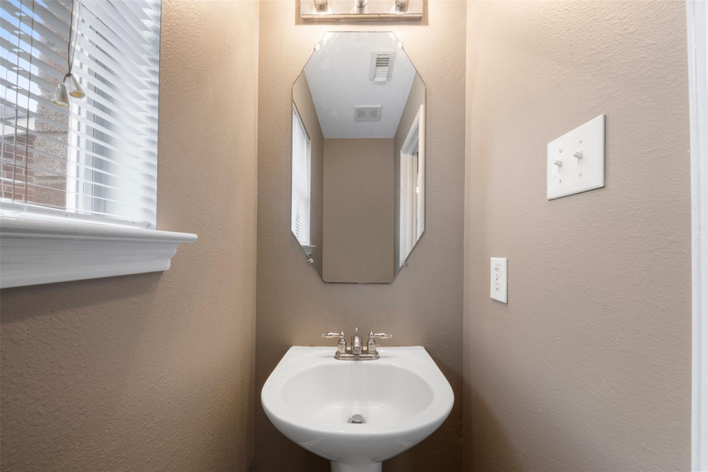 6803 Highwind Bend Lane - Photo 12