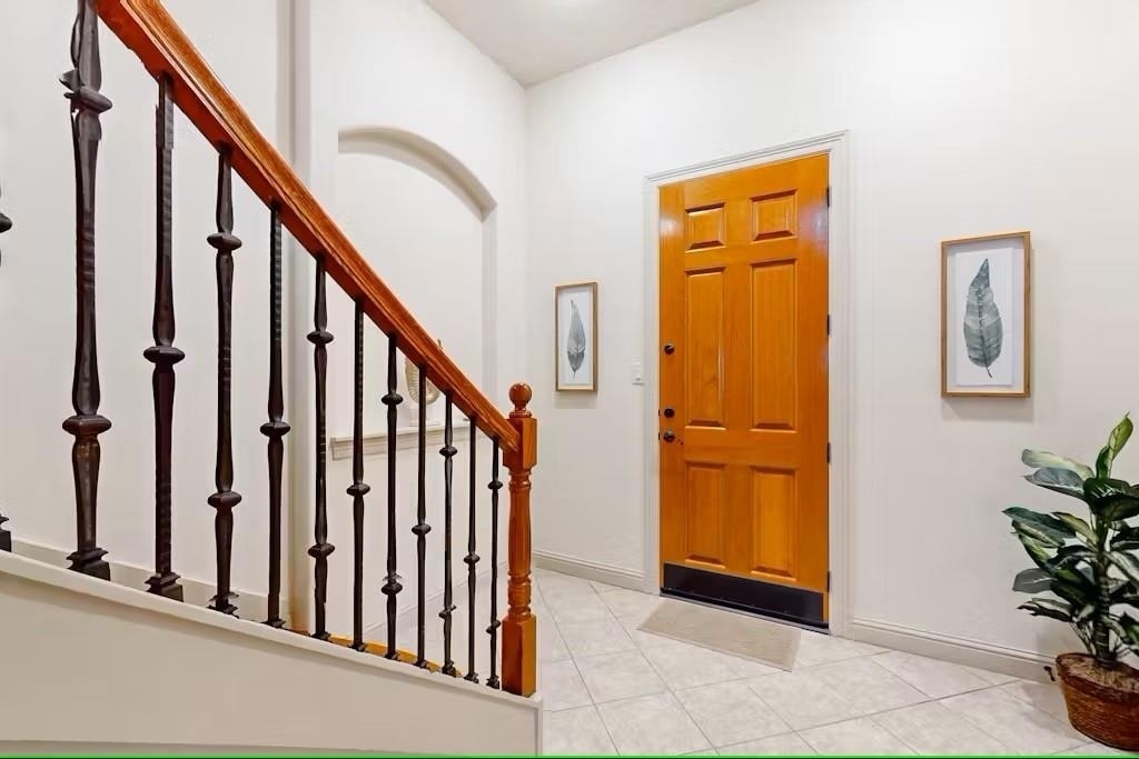 404 W 16th Street - Photo 4