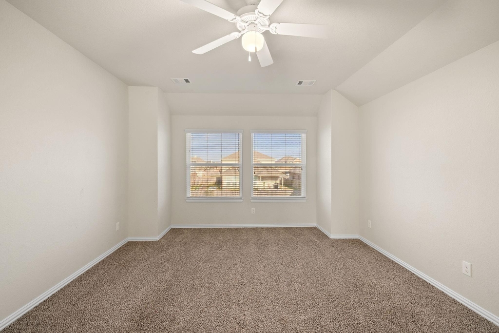 135 San Bernard Drive - Photo 24