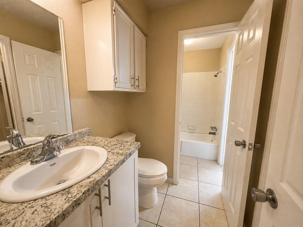 615 Cole Street - Photo 10