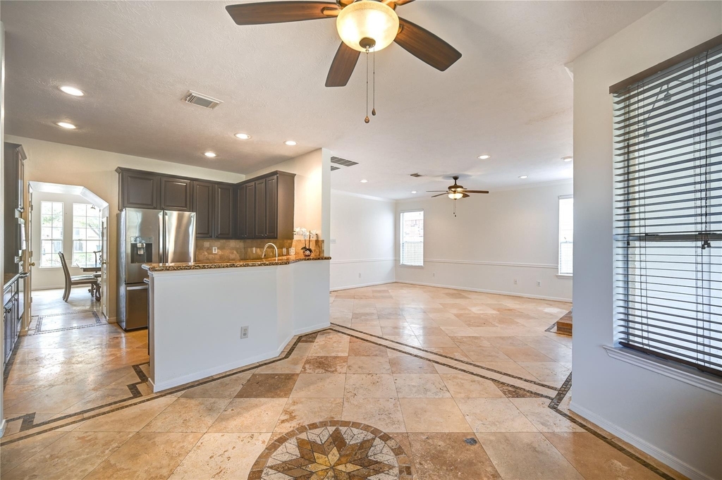 11906 Dinosaur Valley Drive - Photo 10