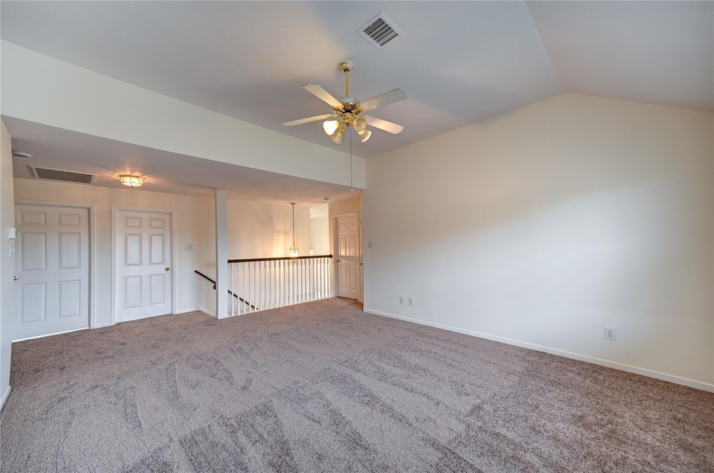 11906 Dinosaur Valley Drive - Photo 40