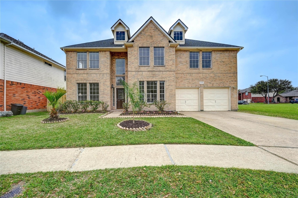 11906 Dinosaur Valley Drive - Photo 1