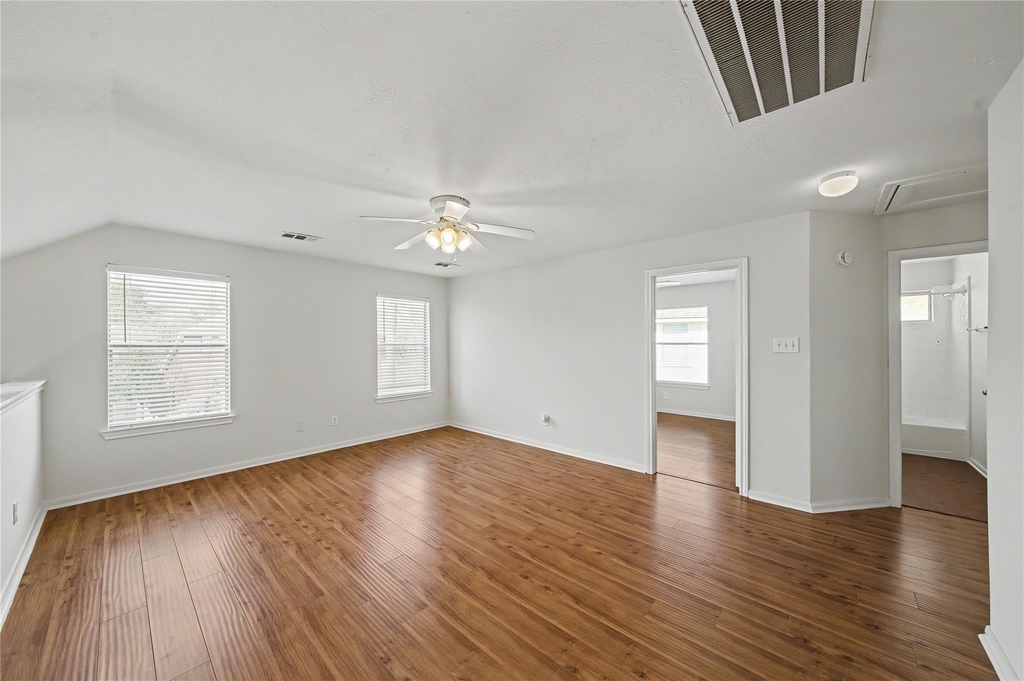 1202 Woodley Bend - Photo 27