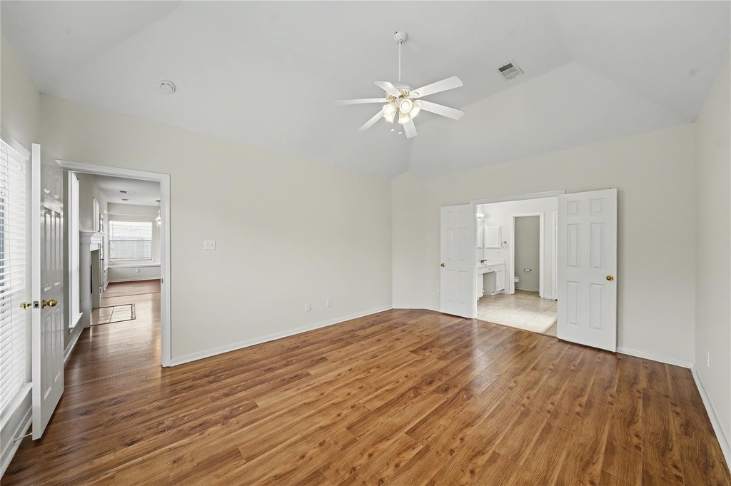1202 Woodley Bend - Photo 19