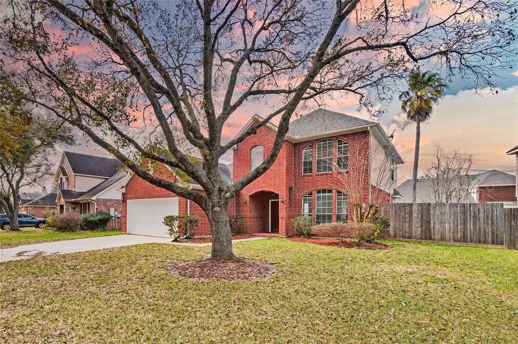 1202 Woodley Bend - Photo 1