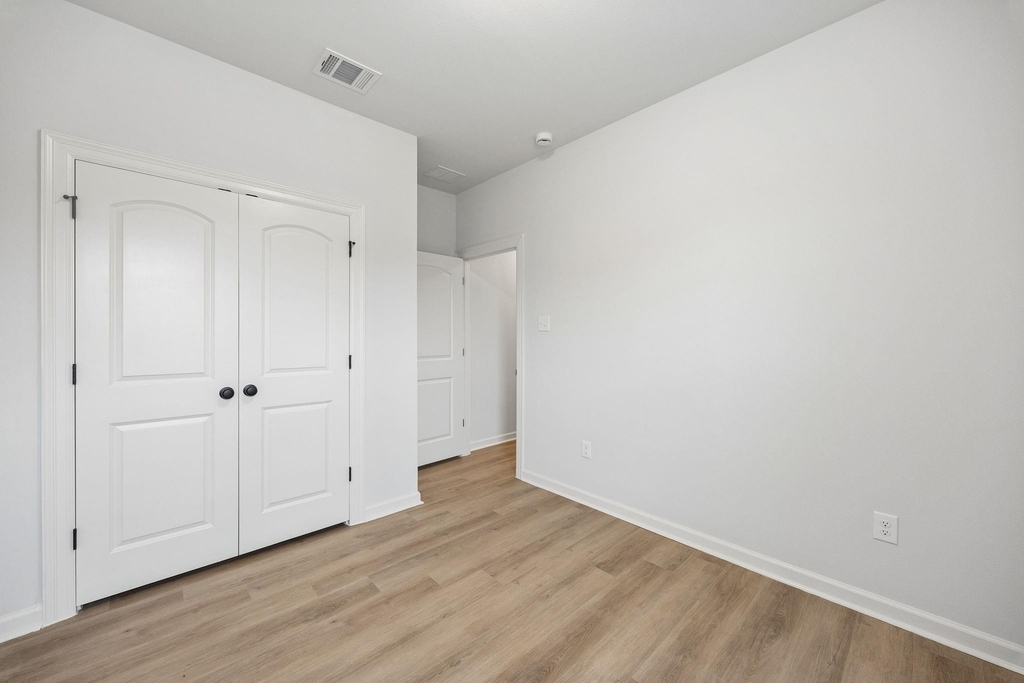 10902 Bonfire Trail - Photo 22