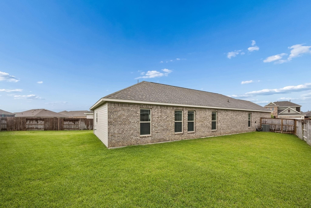 10902 Bonfire Trail - Photo 27