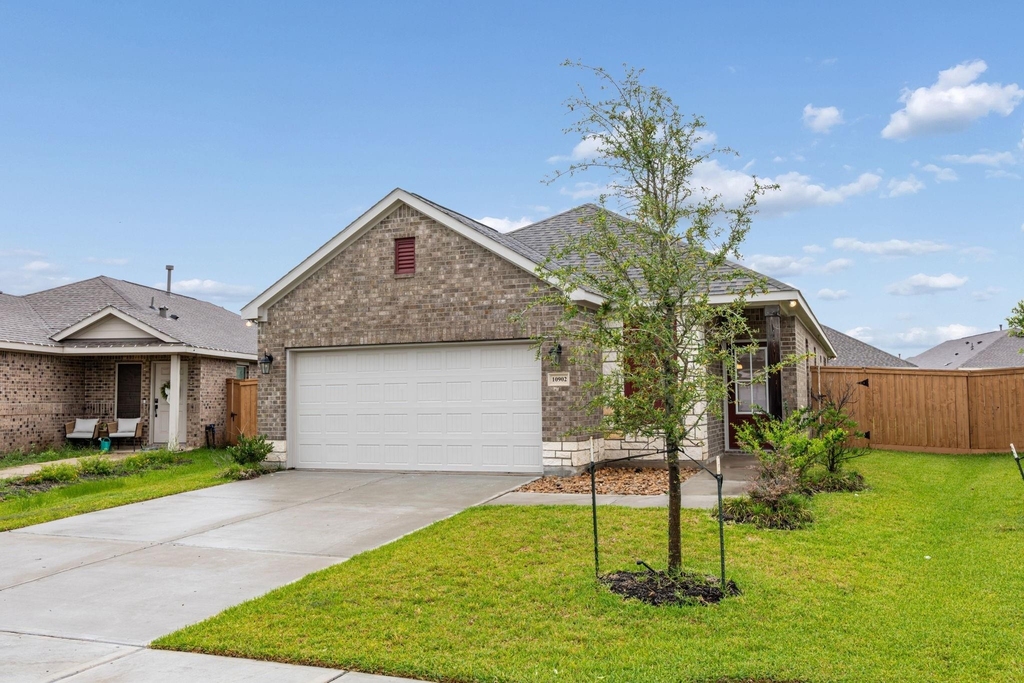 10902 Bonfire Trail - Photo 34