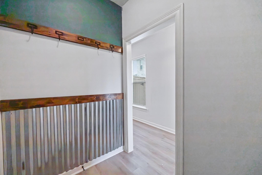10902 Bonfire Trail - Photo 24