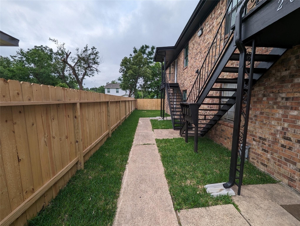 2015 Rosalee Street - Photo 15