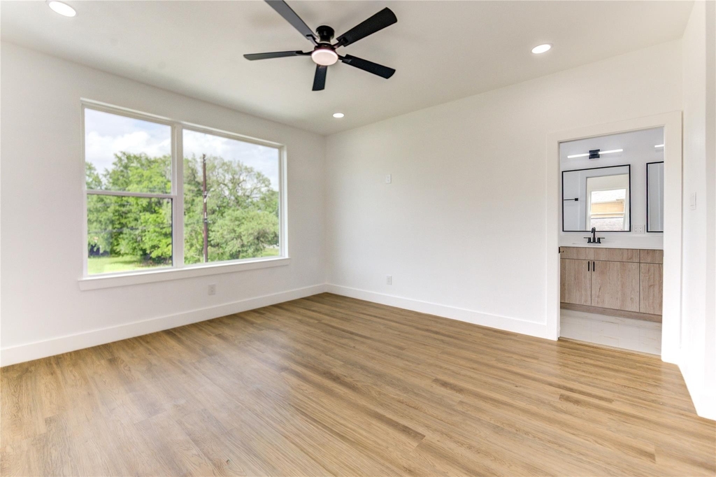 4554 Newberry Street - Photo 13
