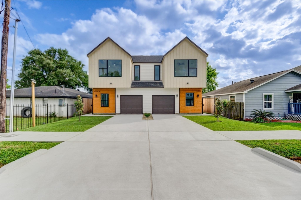 4554 Newberry Street - Photo 0