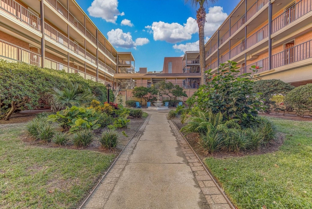 6300 Seawall Boulevard - Photo 30
