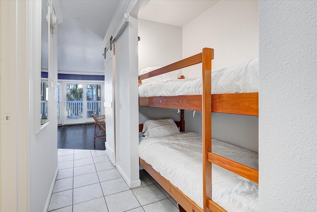 6300 Seawall Boulevard - Photo 12