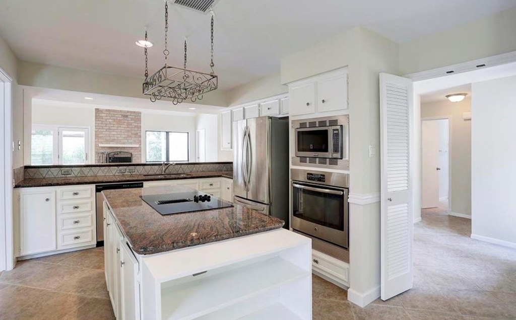 12111 Olympia Drive - Photo 9