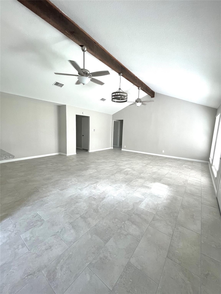 321 Petunia Street - Photo 4