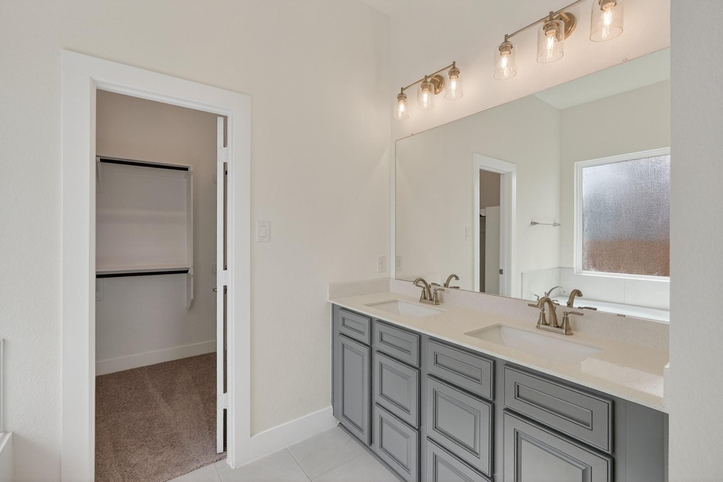 648 Crested Duck Court - Photo 17