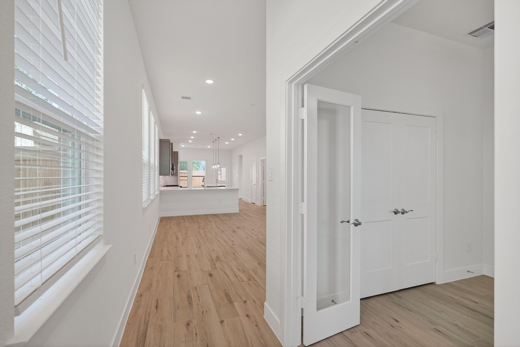 648 Crested Duck Court - Photo 3