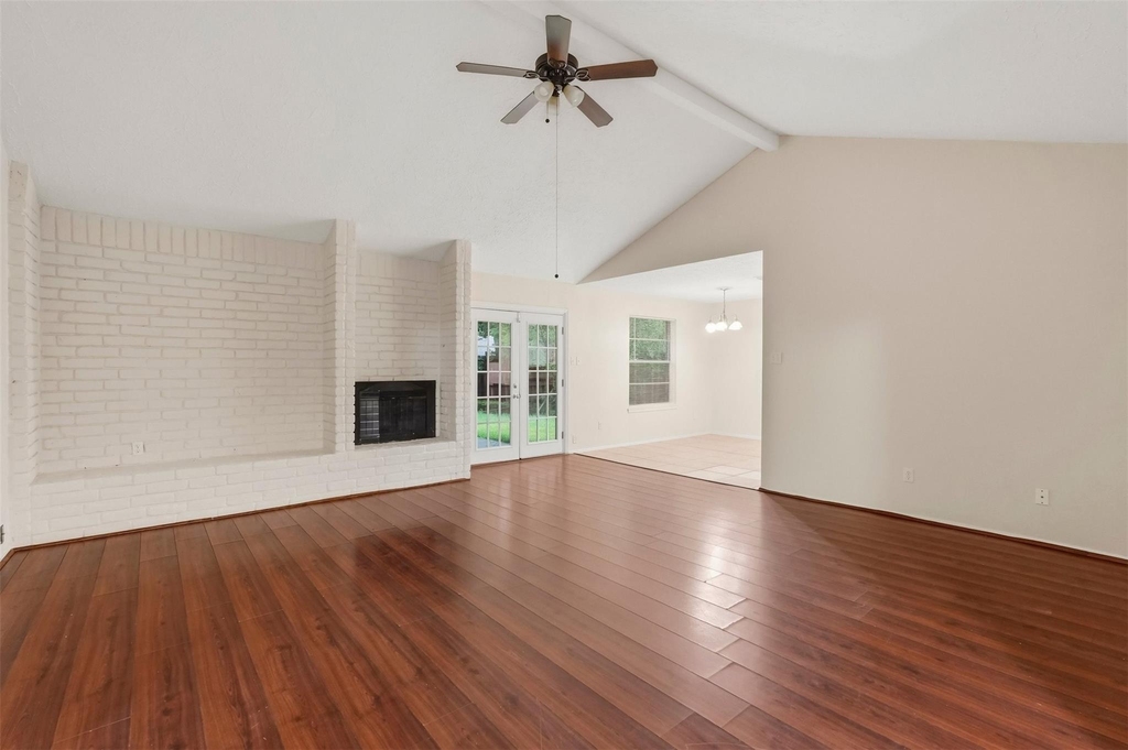 423 Pickford Drive - Photo 3