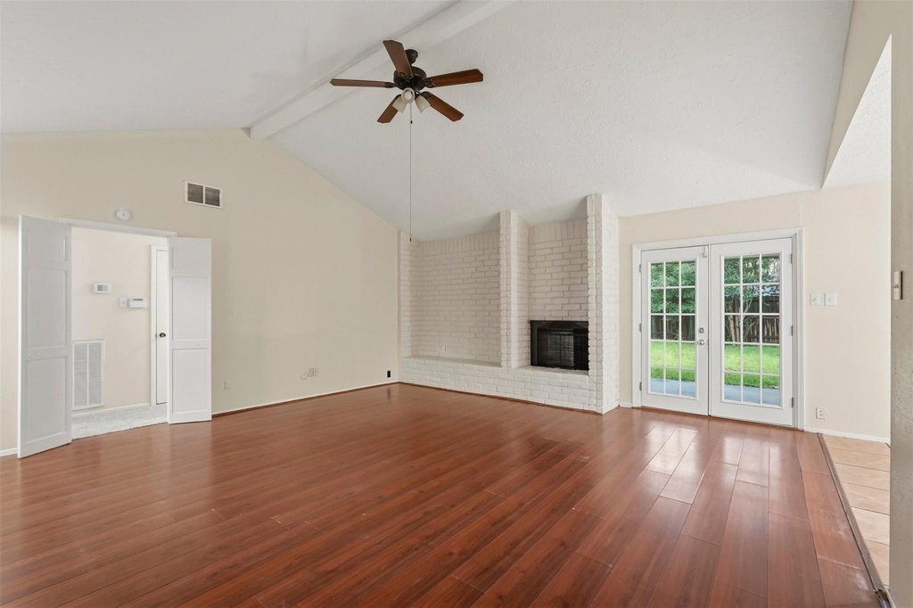 423 Pickford Drive - Photo 4