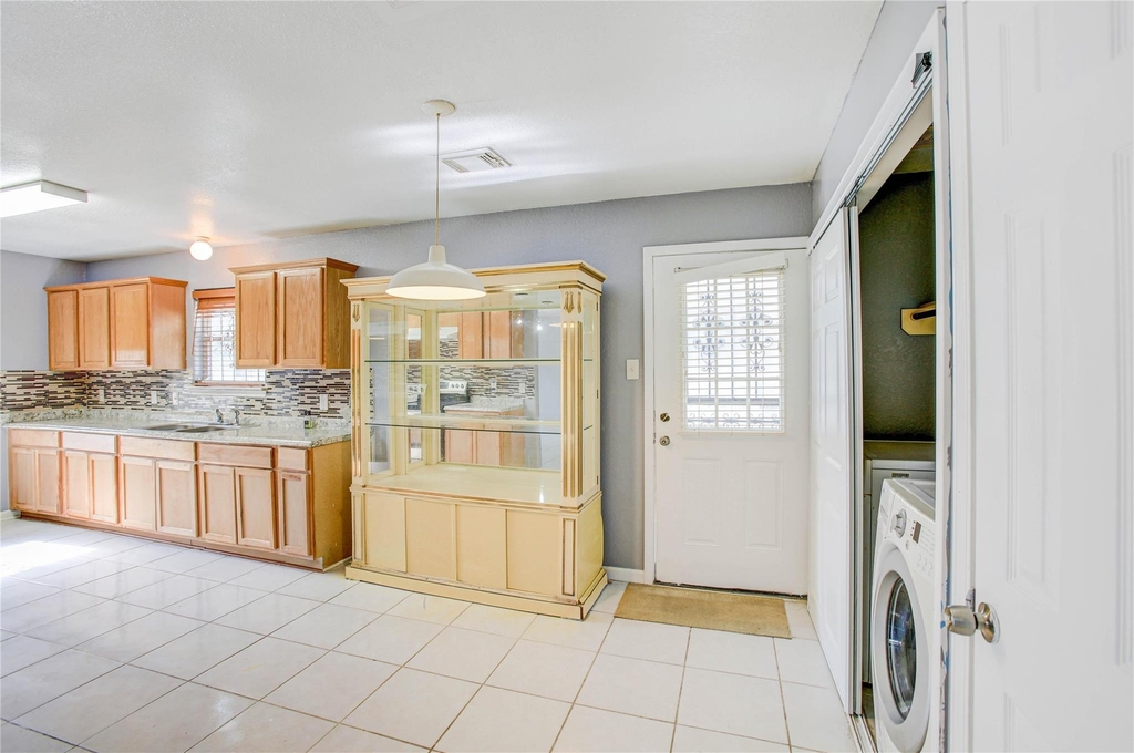 11807 Greenmesa Drive - Photo 13